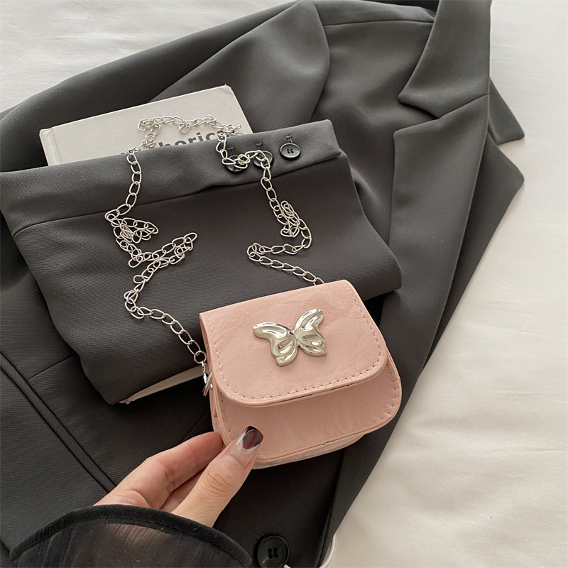 Free Delivery Designer Bag 2025 Trendy New Fresh And Sweet Small Square With Butterfly Decoration Mini Premium Texture Chain Crossbody Red Envelope Lu