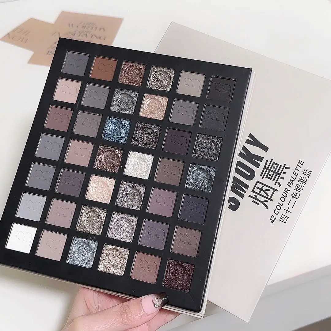 SALE Super Smoked Plate! 42-color eyeshadow palette SMOKY matte pearlescent bright long-lasting color black purple whitXJ250520