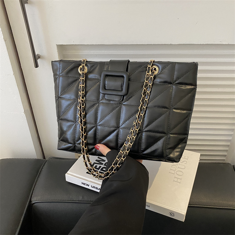 Free Delivery Designer Bag Advanced Underarm For Women's 2025 Trendy And Fashionable Fragrant Wind Lingge Chain Bag Small Commuting Shoulder Bag 