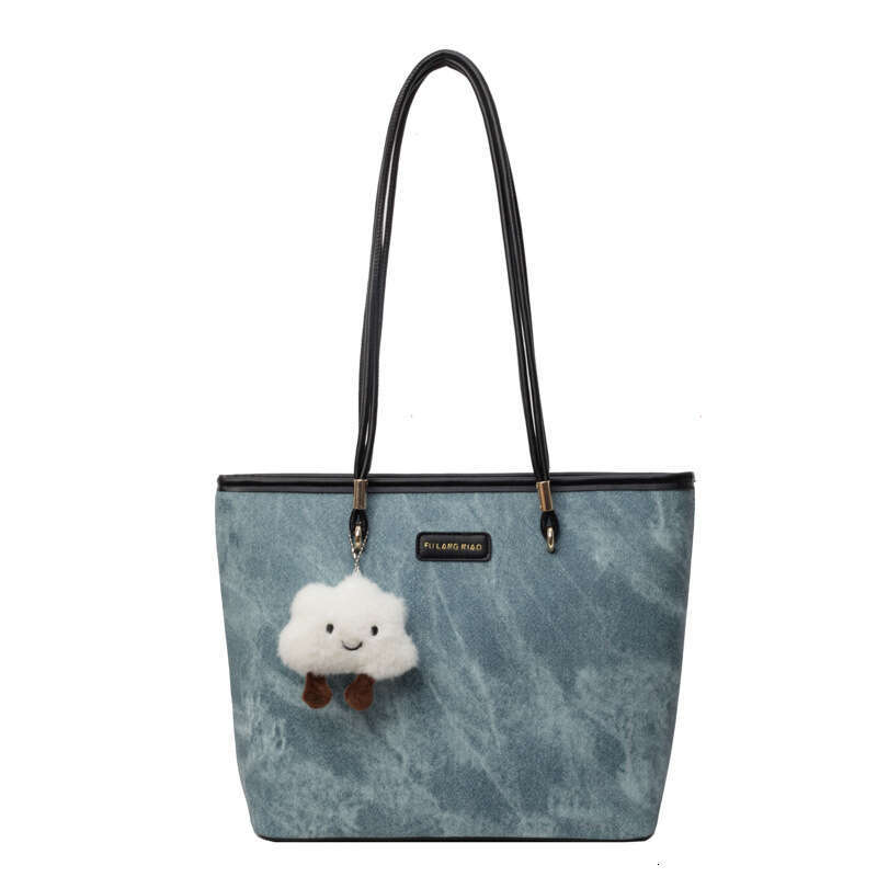 Large Capacity Women Fashionable Shoulder with Advanced Sense for College Students' Class Commuting Tote Bag 2025 New Casual Versatile Fashion Cl
