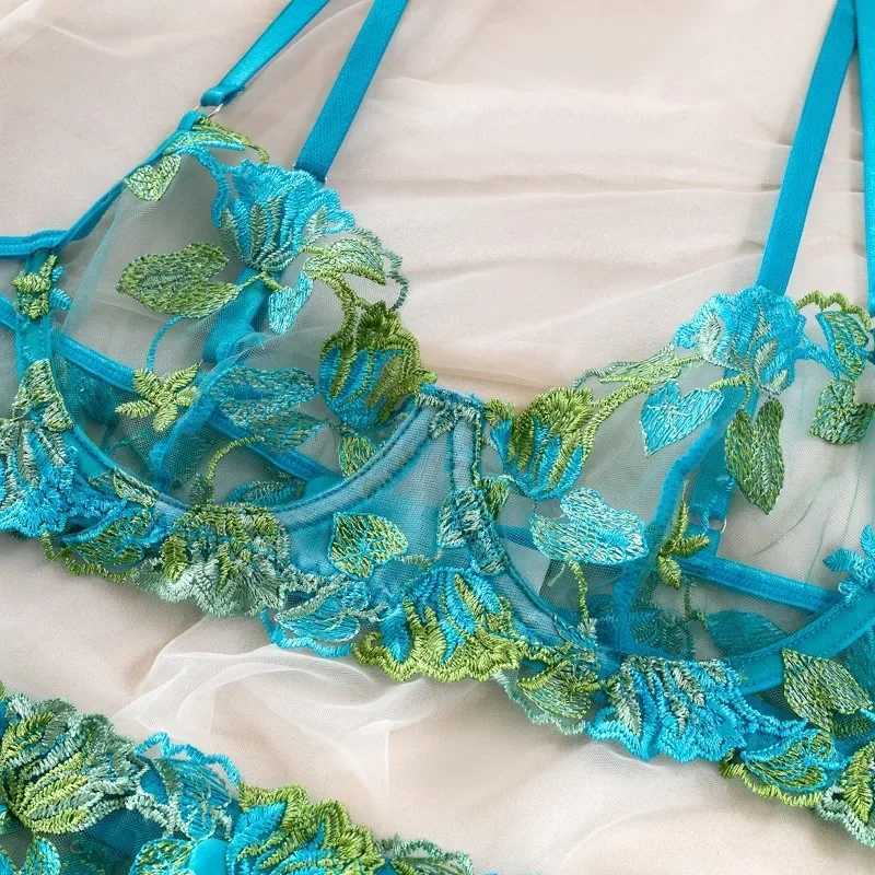 Sexy Embroidery Underwear Set Sexy Girdle Garter Underwear Set Mesh Patchwork See-through Embroidery Sexy Lingerie Set R250520