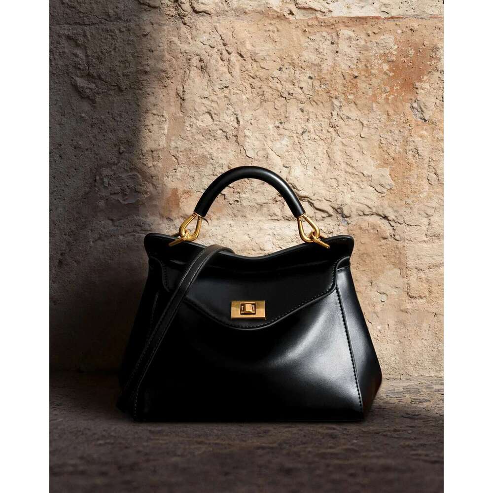 Luxury Handbag 2025 New Lucia Lock Shoulder Crossbody Light High-End Fashionable Versatile Women's Bag Handbag
