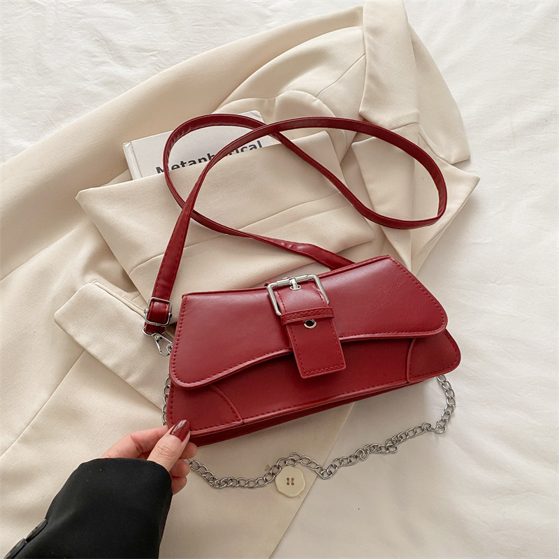 Free Delivery Designer Bag Niche Design American Hot Girl Motorcycle 2025 Female Leather Underarm Bag Single Shoulder Hand Luxury 8520
