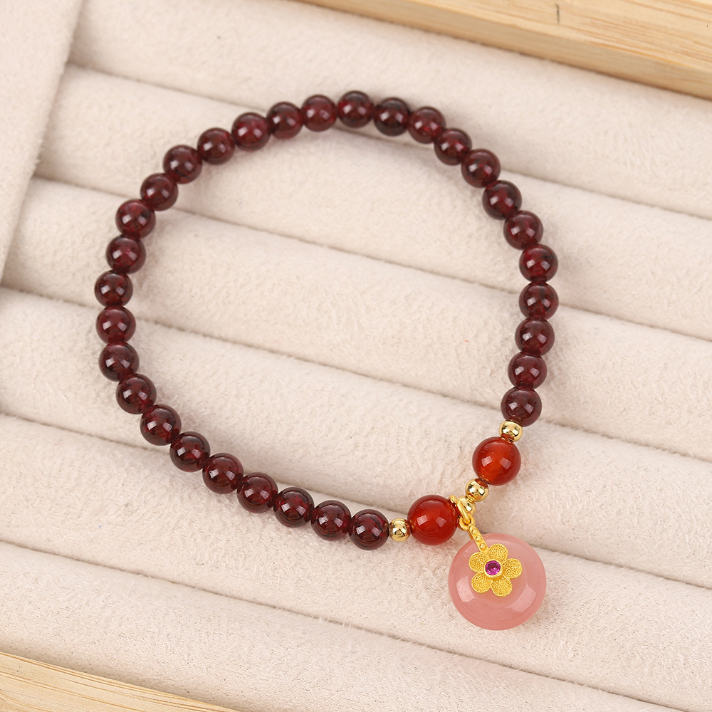 Ins ethnic style wine red bracelet, Chinese peach blossom blossoming, garnet creative bracelet for women