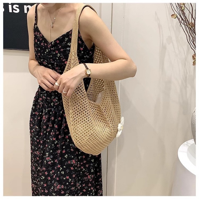designer bag Summer women's new shoulder large capacity tote beach vacation straw woven loose fit bag