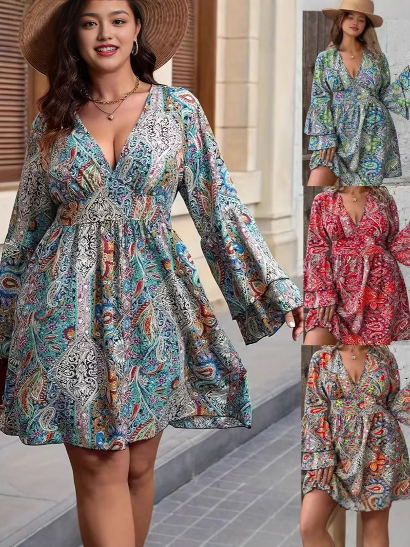2025 Bohemian style fashionable printed Paisley V-neck long sleeved plus flared sleeve Plus Size Dresses