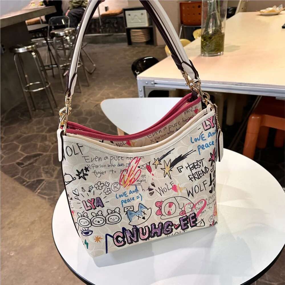 Women's Handbag 2025 Autumn/Winter New Designer High-End Armpit Bag Fashionable And Versatile Single Shoulder Crossbody Crescent