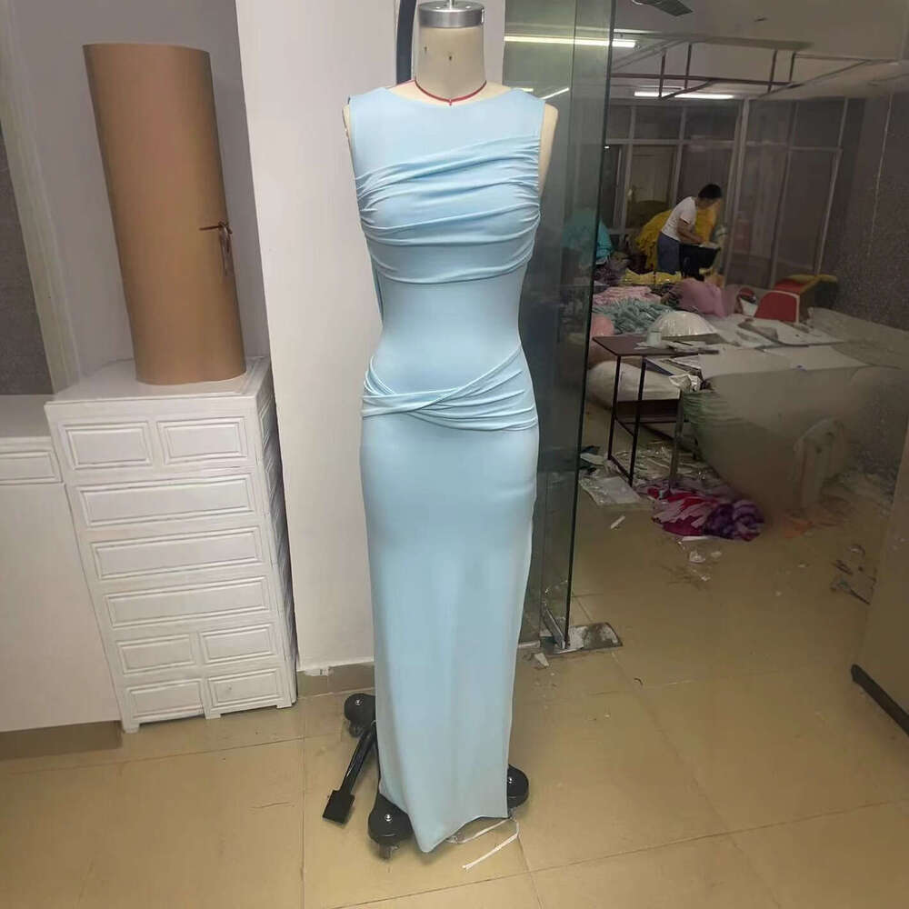 Design inspired with blue round neck backless design, sexy high-end sleeveless slim fit temperament, dress 2025 new casual and versatile fashion cloth