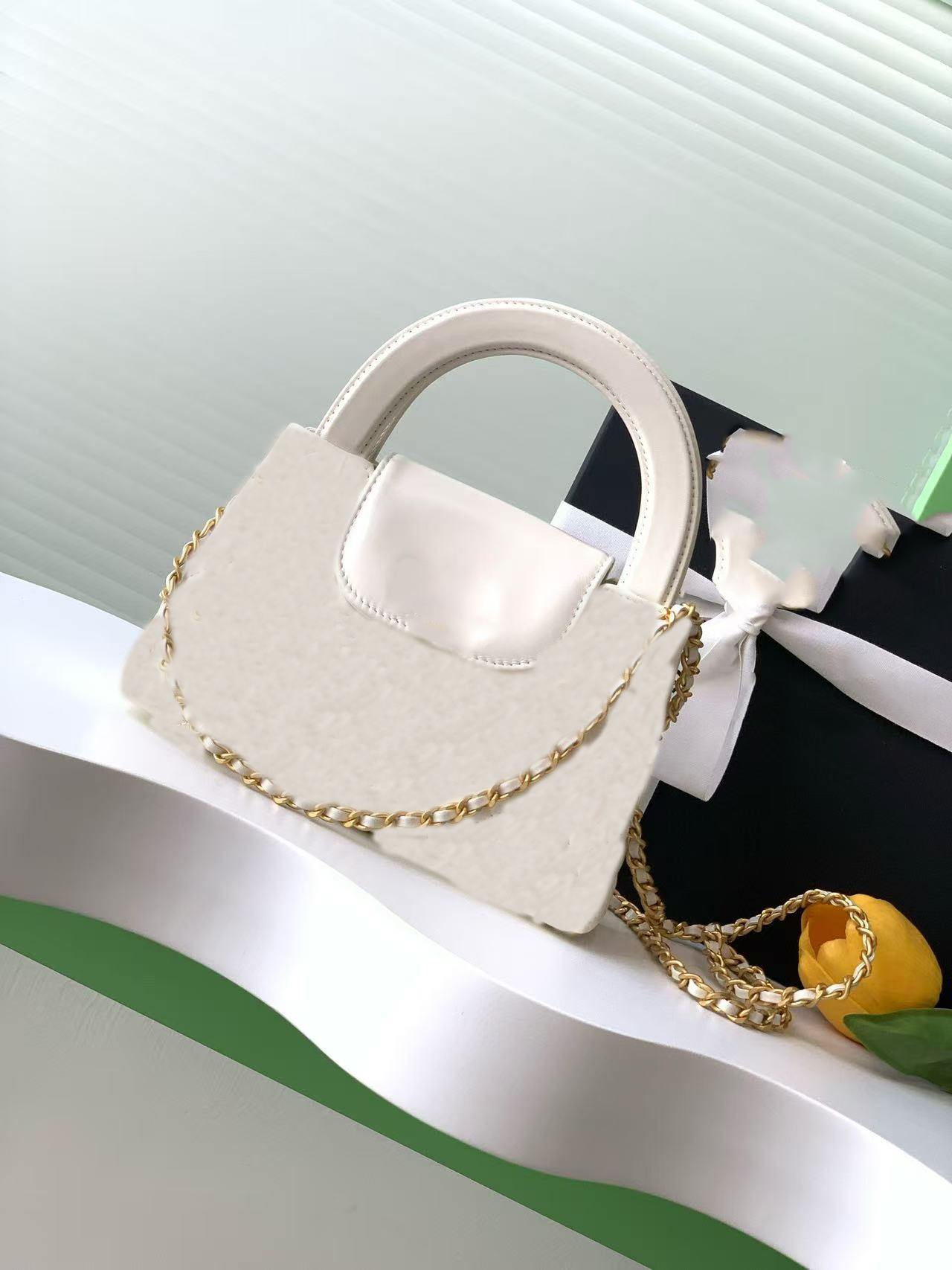 2025 high-quality luxury designer elegant classic canvas cross-body bag vintage calfskin casual handbag women's luxury brand shoulder bag