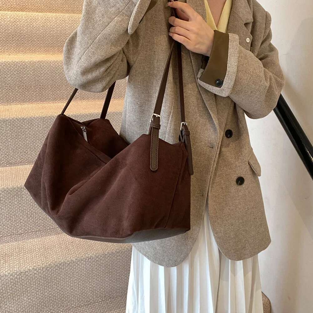 Women Suede Shoulder Autumn And Winter Vintage Women's Bag Large Capacity Retro Handbags Lady Casual Commuter Bags