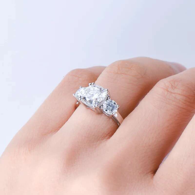 COSFIX Cushion Cut Womens Moissanite Ring s925 Silver D Color Moissanite Rings for Women Luxury Women Full Moissanite Ring