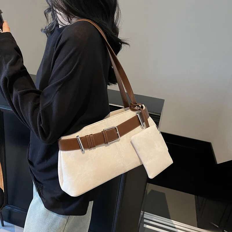 LEFTSIDE Small PU Leather Shoulder Bags For Women 2024 Winter Y2k Trend Female Fashion Underarm Bag Handbags And Purses