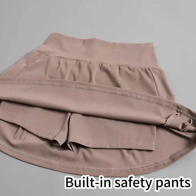 Womens Stretchy Slim-Fit Solid Color Sports Skirt With Pockets Perfect For Running Tennis And FitnessXJ250520