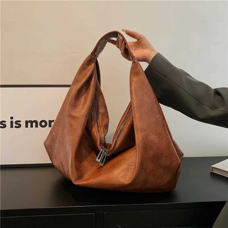 MOODS Vintage Shoulder Hobo Bags For Women Soft PU Leather Pure Color Large Capacity Shopping Totes Latest Fashion Handbags M250520