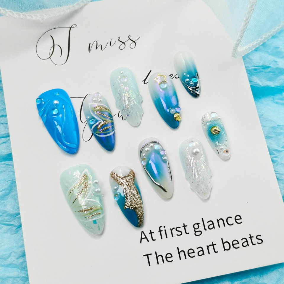 10pcs Handrawn 3D Flowers Handmade Press-on nails Medium Almond Nails Bundle 3D Butterfly Star Shell Finished nail stickers Free storage box jelly glu