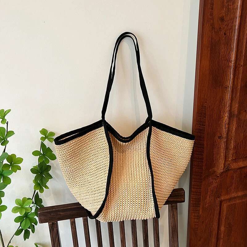 Women's Fashion Versatile Large-Capacity Braid Shoulder Designer Straw Woven Summer Beach Bags Ladies Leisure Tote Bag
