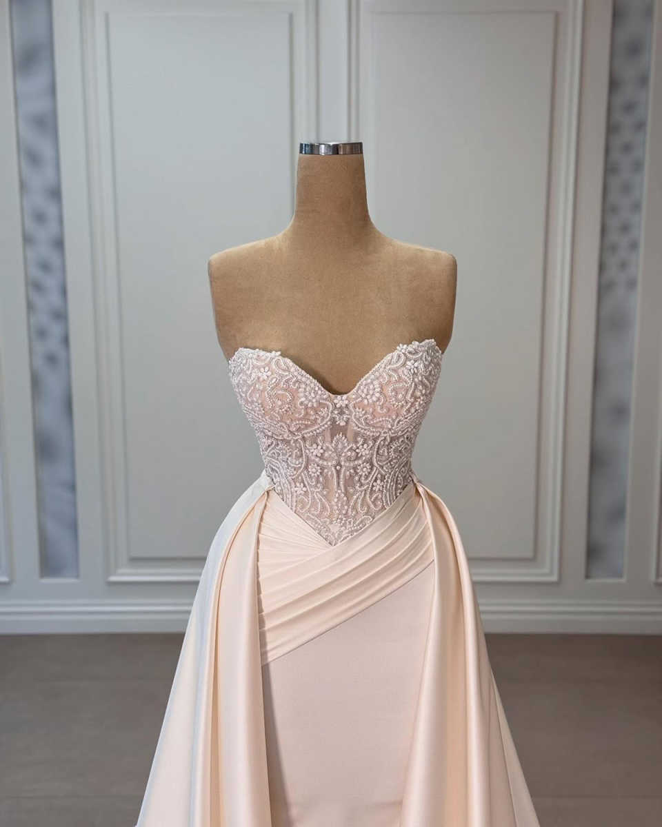 Simple Evening Dresses For Women Sweetheart Neck Sleeveless Gown Appliques Detachable Train Dress Party Customized Dress