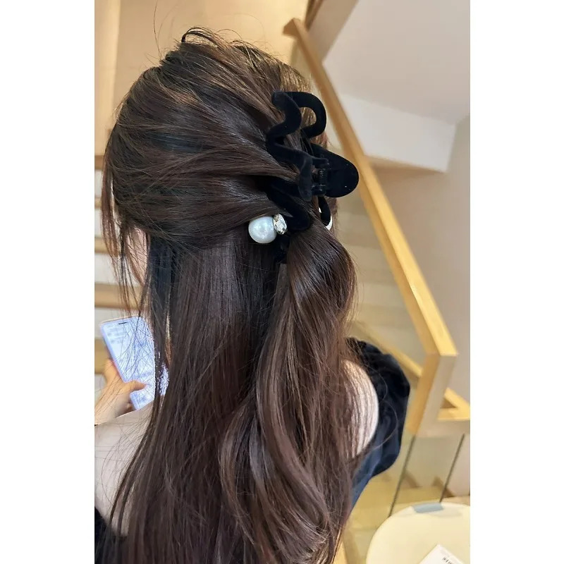 Flocked Pearl Line Large Hair Clip High Quality Minimalist Acrylic Hair Clip for Women 250517