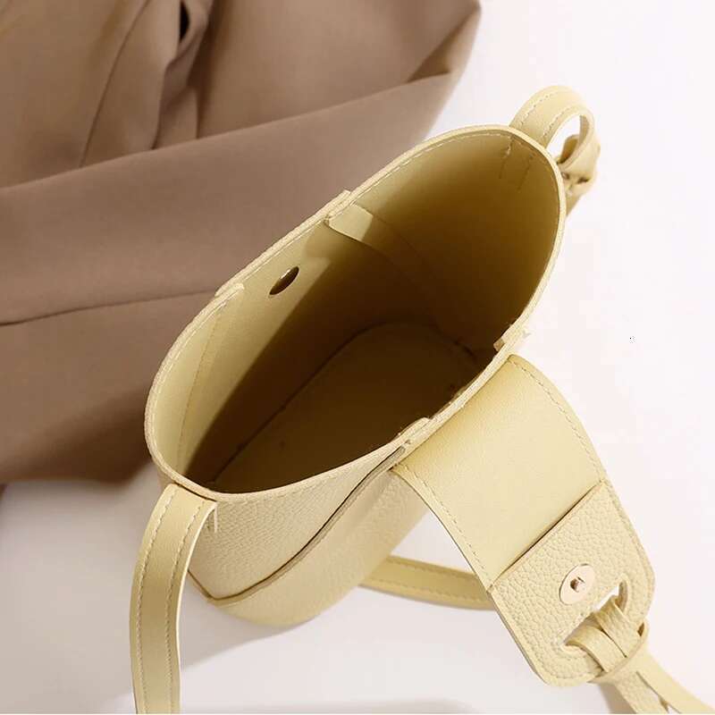 Women's Bags Designer Hot Selling Women's Shoulder Ladies' Soft Hasp PU Leather Handbag Large Capacity Crossbody Bags For Women Solid P