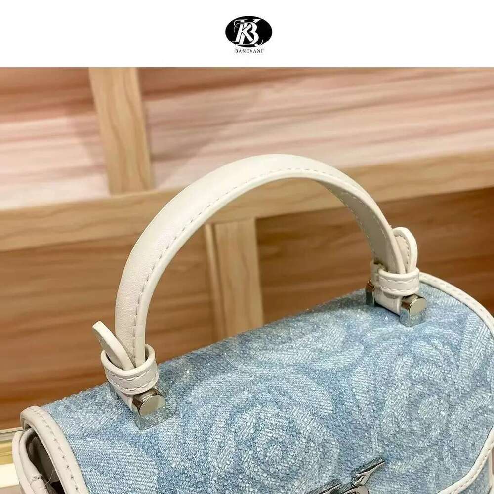 Box Fashion Appliques Handbag Single Shoulder Crossbody Buckle Strap Small Square High Quality Commuter Bag