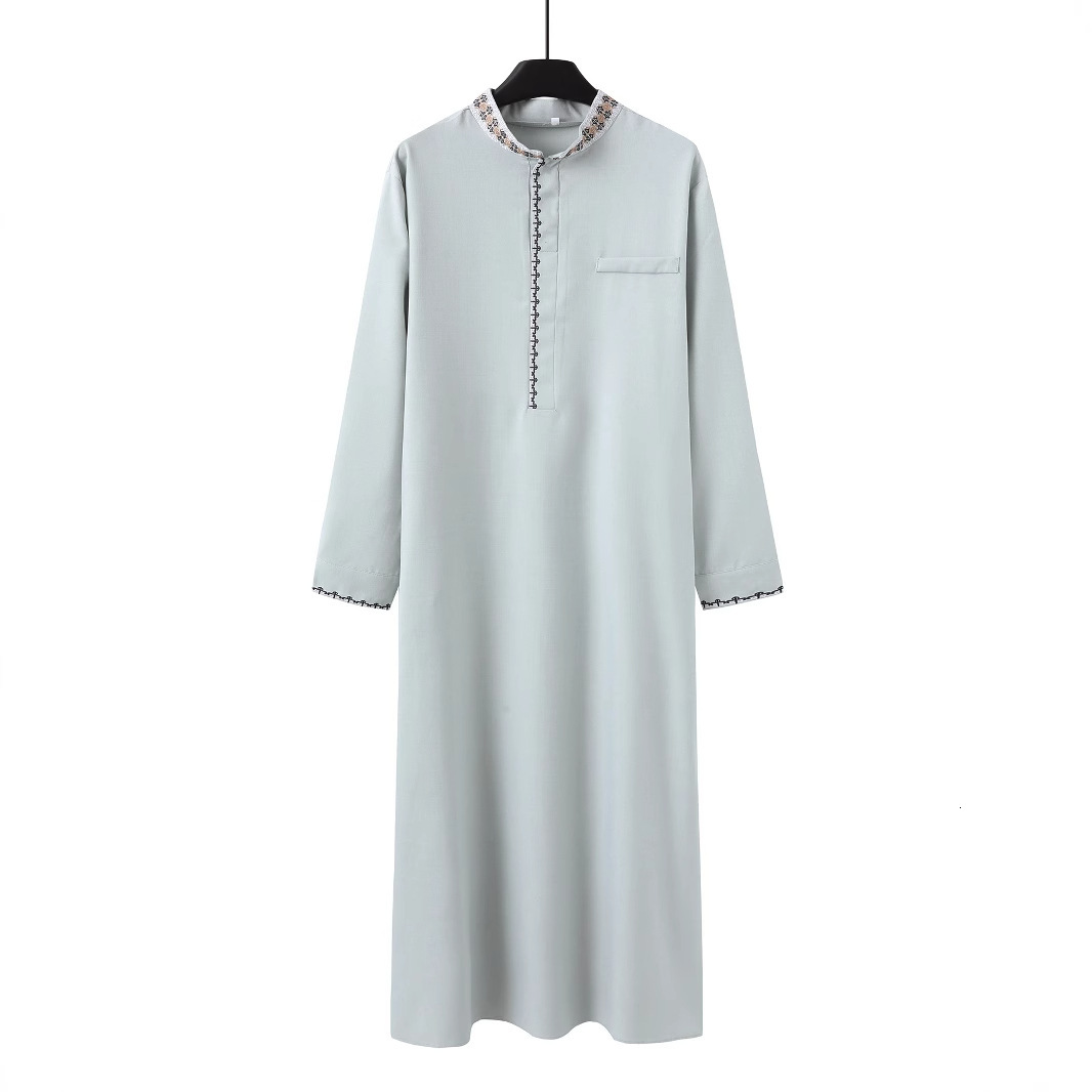 Designer Clothing: Muslim Loose Neck Robe With Embroidered Long Sleeves And Pockets, More Versatile Than Traditional Men's 2025 New Fashion Outfi