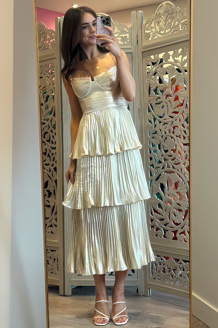 Sparkly Spaghetti Tea Length Prom Dress Pleats Tiered A-Line Graduation Gown Beaded Sweetheart Neckline Chic Birthday Party Dresses 2025
