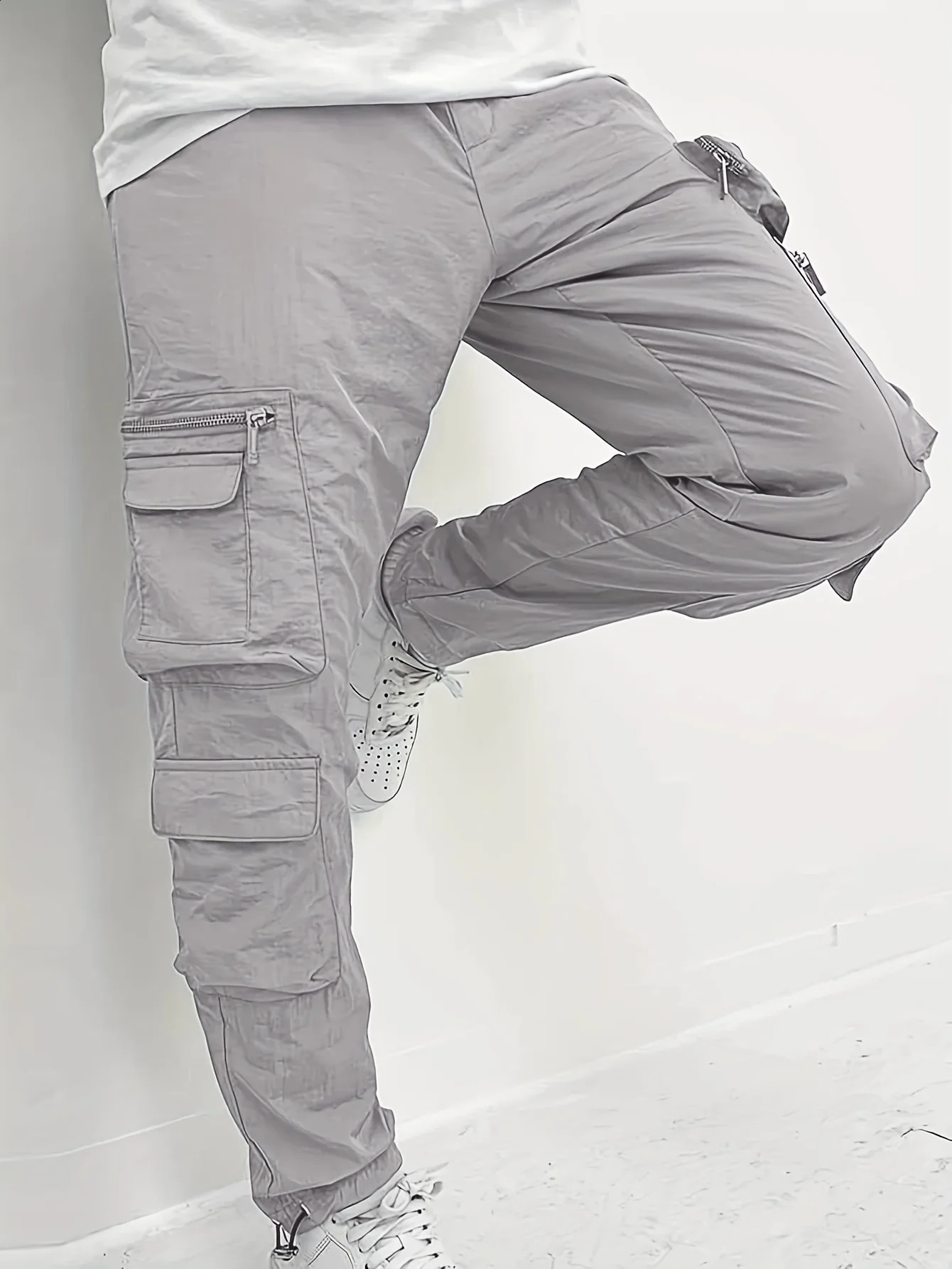 Mens Lightweight Slim-Fit Pleated Waterless-Wash Fabric Asymmetric Pocket Cargo Pants With Cuff Black Light Grey 250519