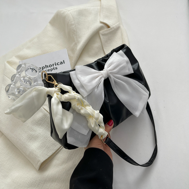 Free Delivery Designer Bag Summer Underarm For Women 2025 Fashion Bow Single Shoulder Sweet And Cute Crossbody Bag Luxury Bag8520