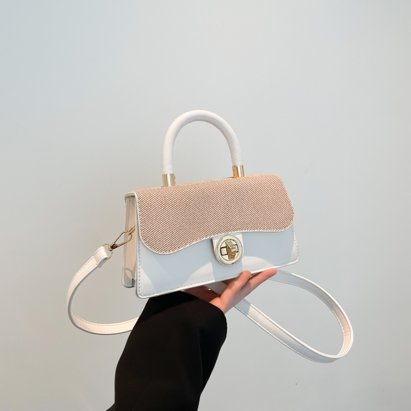 Korean style simple and fashionable 2025 lock buckle contrasting color commuting women's western-style crossbody with bill of lading shoulder sma