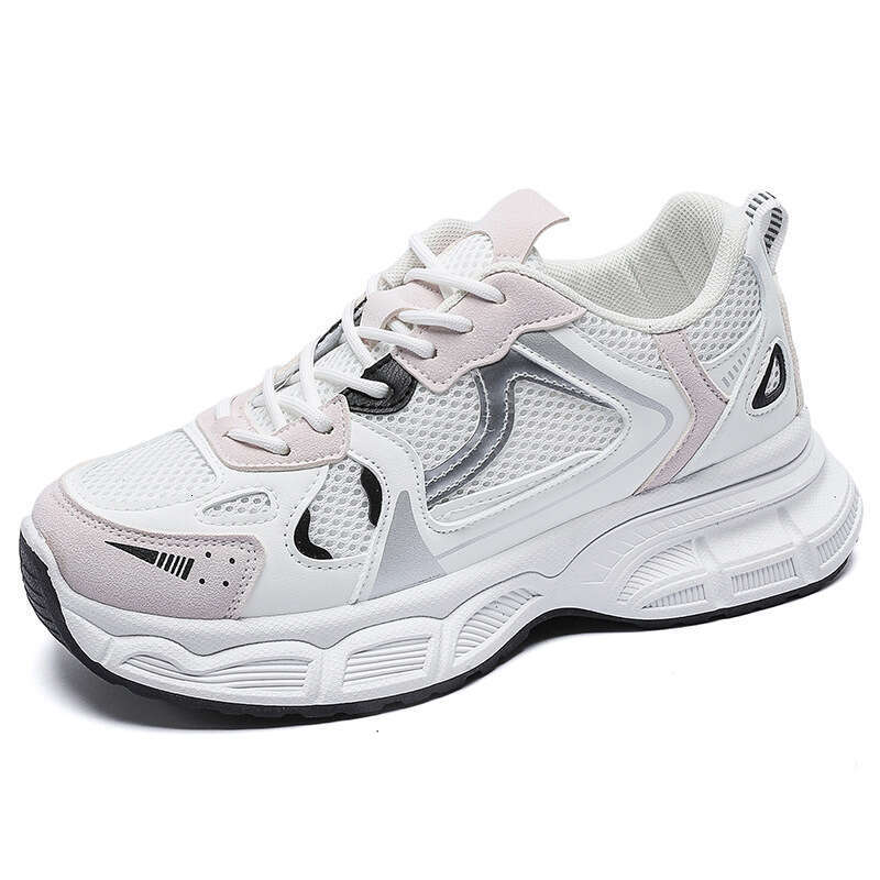 Hot Dad Hot 2025 New Spring Breathable Mesh Sports Korean Edition Versatile Thick Bottom Casual Running Shoes for Women