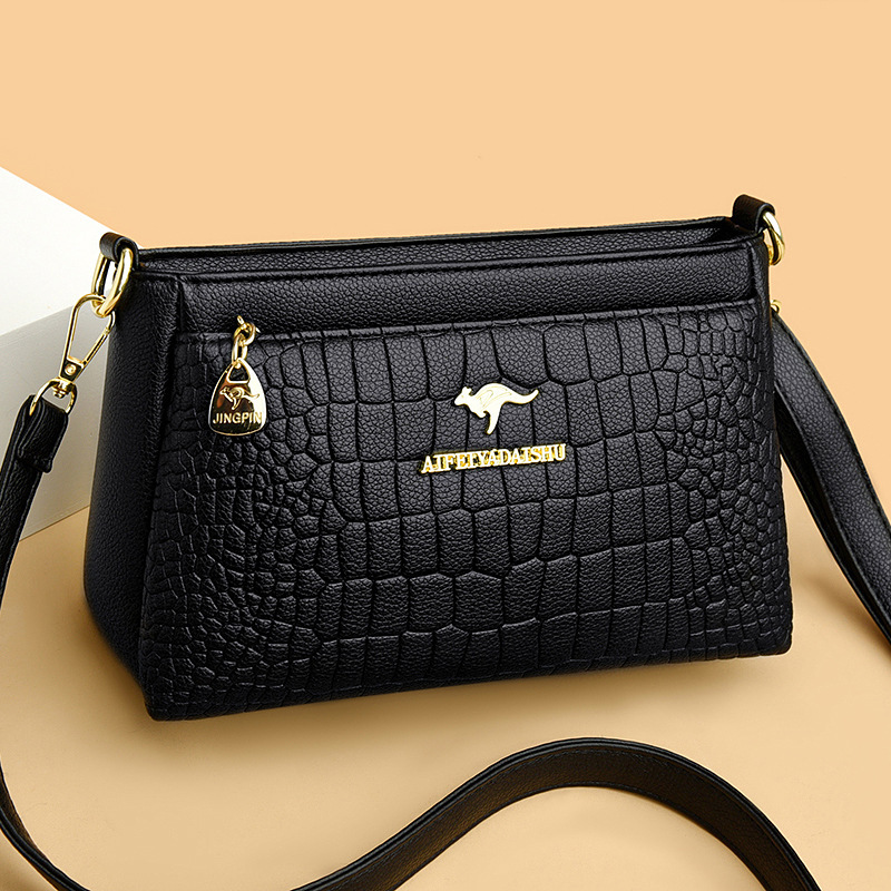 2025 New Outdoor Style Luxury Free Delivery Designer Bag Ladies' Fashionable Versatile Hand-held Middle-aged Mother Bag Simple Single Shoulder Cr
