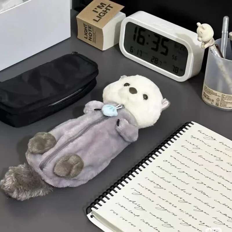 Hot Selling 1Pcs Creative Sea Otter Plush Doll Case Ins High-Attractive Pen Holder Cute Pencil Pouch Bag School Supplies Stationery