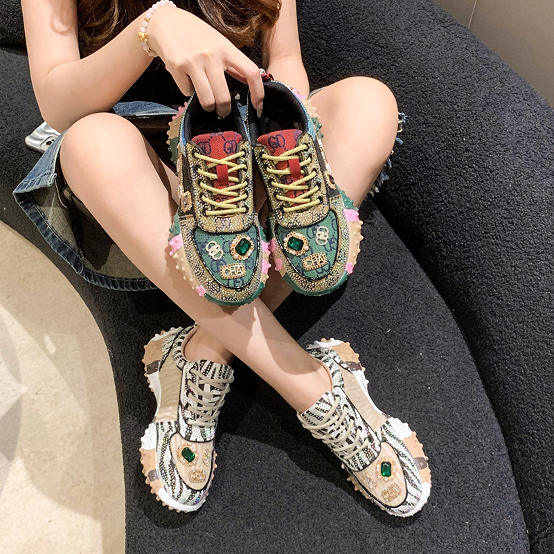 Designer Women's Sports Shoes Fashion Luxury Water Diamond Women's Shoes Bead Decoration Anti slip Outdoor Running Shoes Metal Decoration Wo