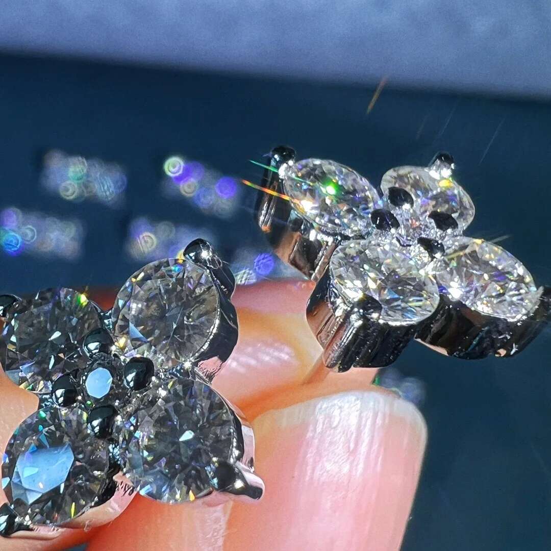 COSFIX Moissanite Stud Earrings for Women Luxury Women Full Moissanite Stud Earrings Clover Womens Moissanite Earrings