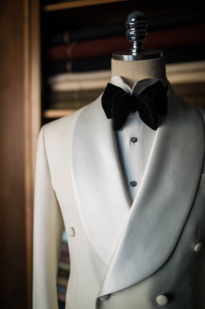 Simple Elegant Wedding Tuxedos 2 Piece Set Jacket Pants Double Breasted Men Suit Handsome Groom Wear Party Suits Customized