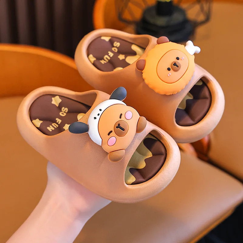 Childrens Sandals Slippers Soft Bottom Non-slip Stamping Sense Slippers Boys and Girls Cute Kapi Bara Indoor Bath Slippers 250519