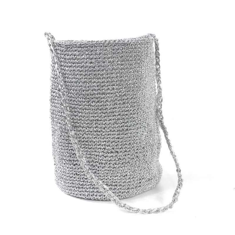 2025 Fashion Hand-woven Sier Hand-Headed Bucket Large Capacity Design Straw Casual Beach One-Shoulder Armpit Bag