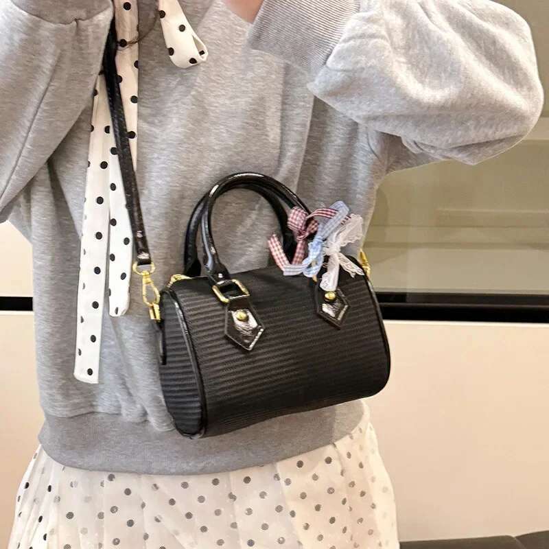 2025 Cloud Puff Vegan Tote Bag Convertible Top Handle Crossbody Pillowy Minimalist Effortless Aesthetic