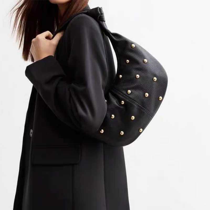 Mushroom Hobo Underarm Shoulder BagCrescent Dumpling HandbagDesigner Metal Stud Dot CluTChWomen Compact Chic Tote Bag M250520