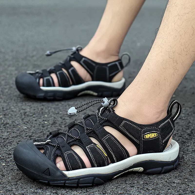 Mens Shoes Outdoor Non Slip Mens Hiking Shoes Lightweight Comfortable Casual Sandals Summer Large Breathable Water Shoes 250515
