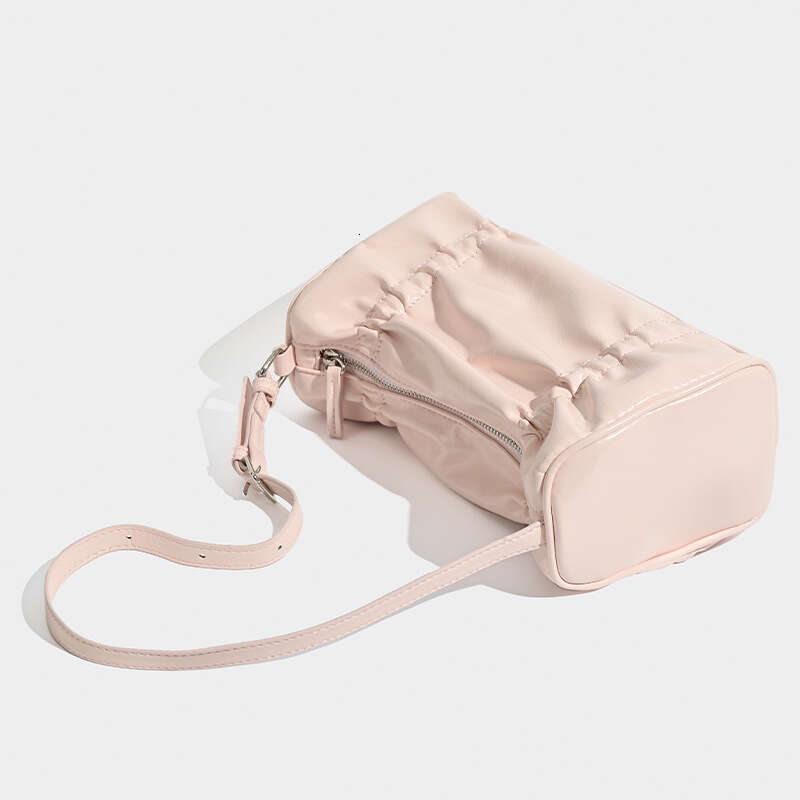 Women's Bags Designer South Korean Yunzhen Same Style Pillow New Wrinkled Underarm Bag Women's Fashion Versatile Single Shoulder Handbag