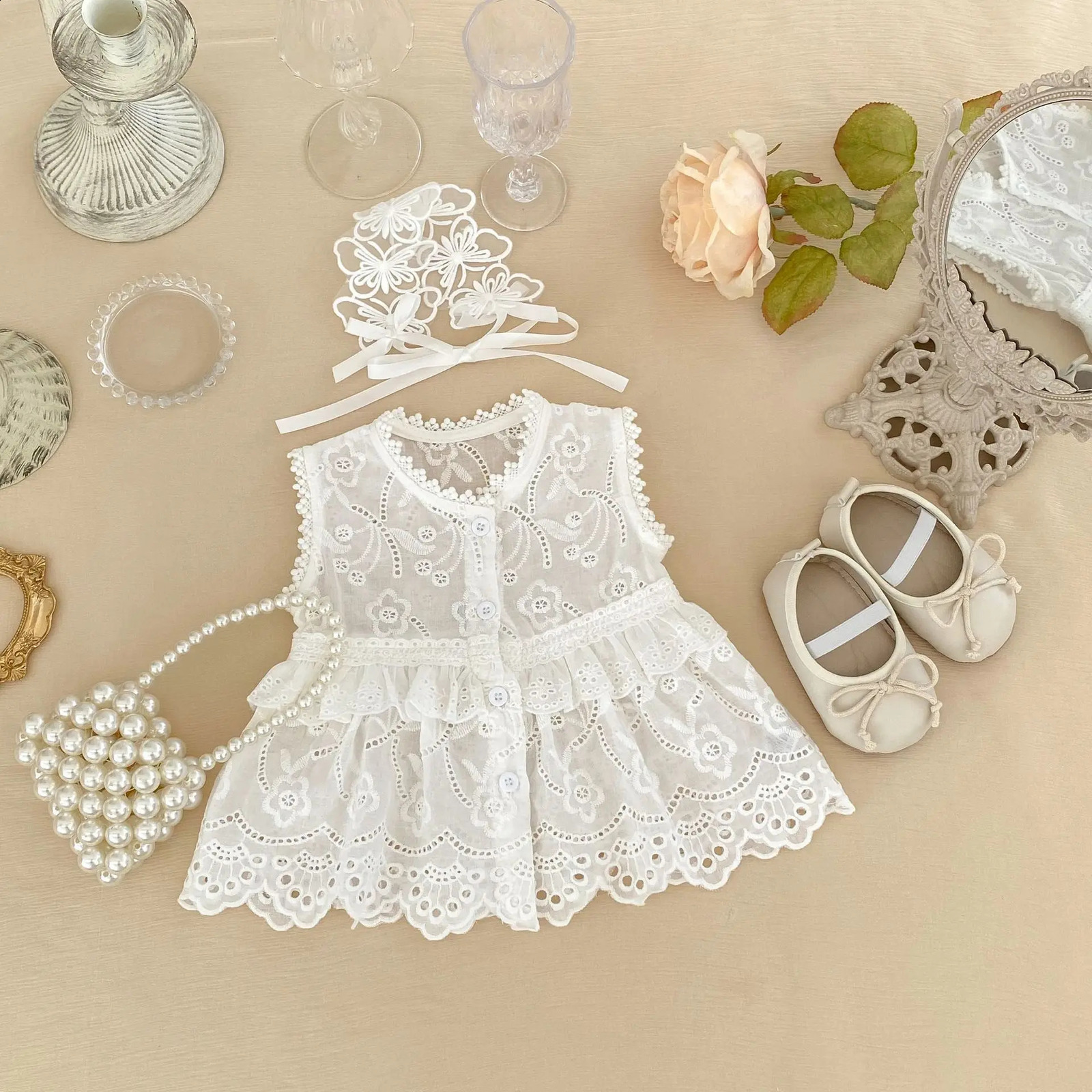 INS2023 Summer Product Baby and Toddler Girls Sweet Princess Style Embroidered Hollow Lace Hem Sleeveless Cardigan Top 250517z