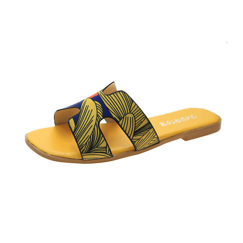 Summer Outdoor Vacation Beach Sandals 2025 Fashion Printed Wear Resistant Leisure Travel Designer Sandals Flat Flat Comfortable Sweet Slippers