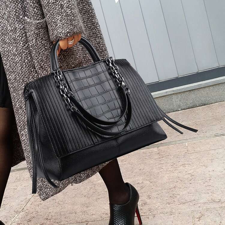 Tote Bag Tote Bag Qiandian Handbag Large Capacity Genuine Leather New Style Temperament Hand Held High End Feeling Bag Fashionable Women S Briefcase L