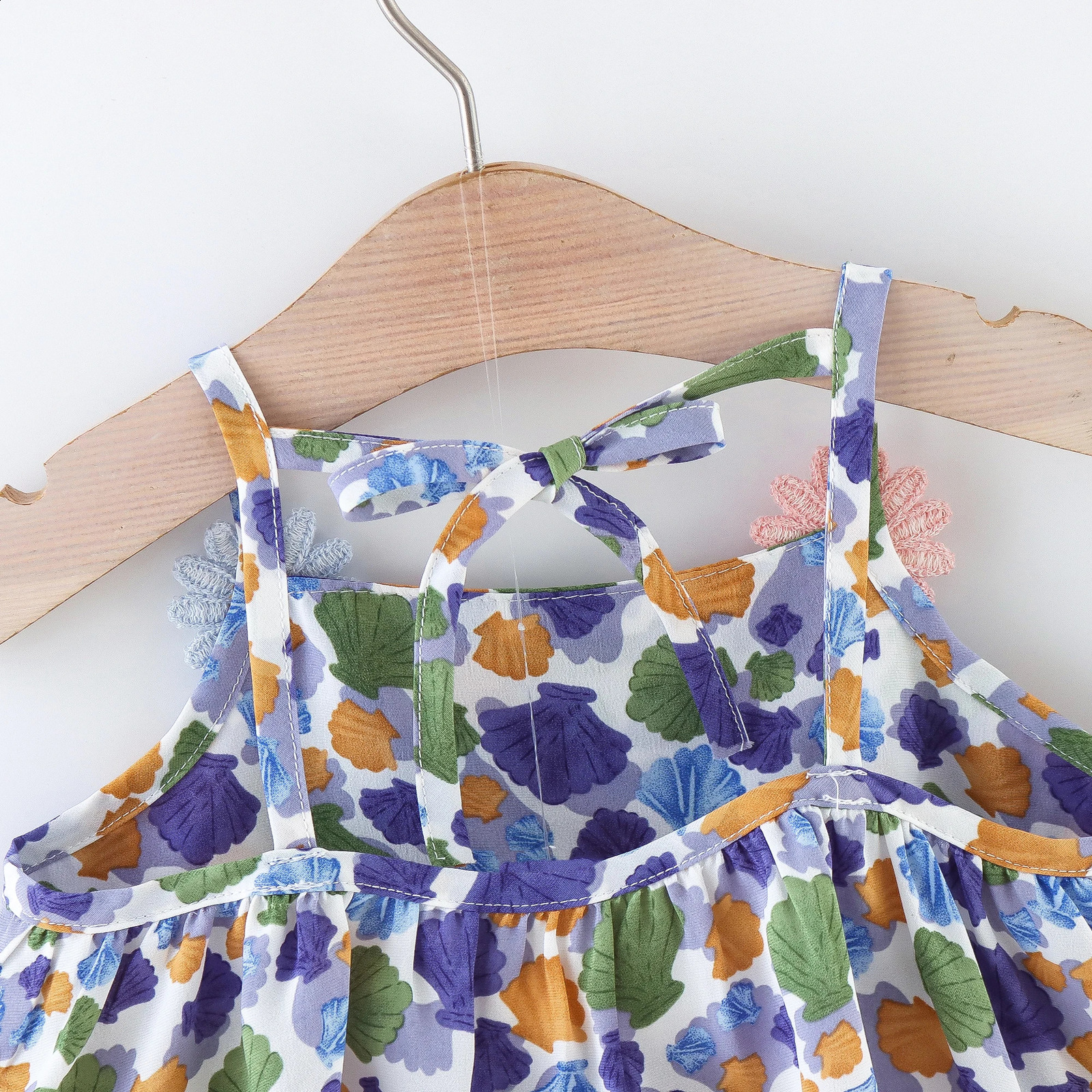 Summer 2pieceset baby girl suspender set cartoon colored shell print daisy shorts childrens clothing 250517z