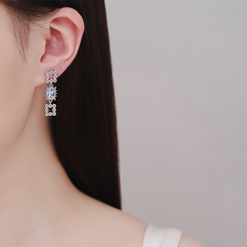 S925 Sterling Silver Moissanite Drop Earrings with Full Rhinestone Design - Elegant and Simple
