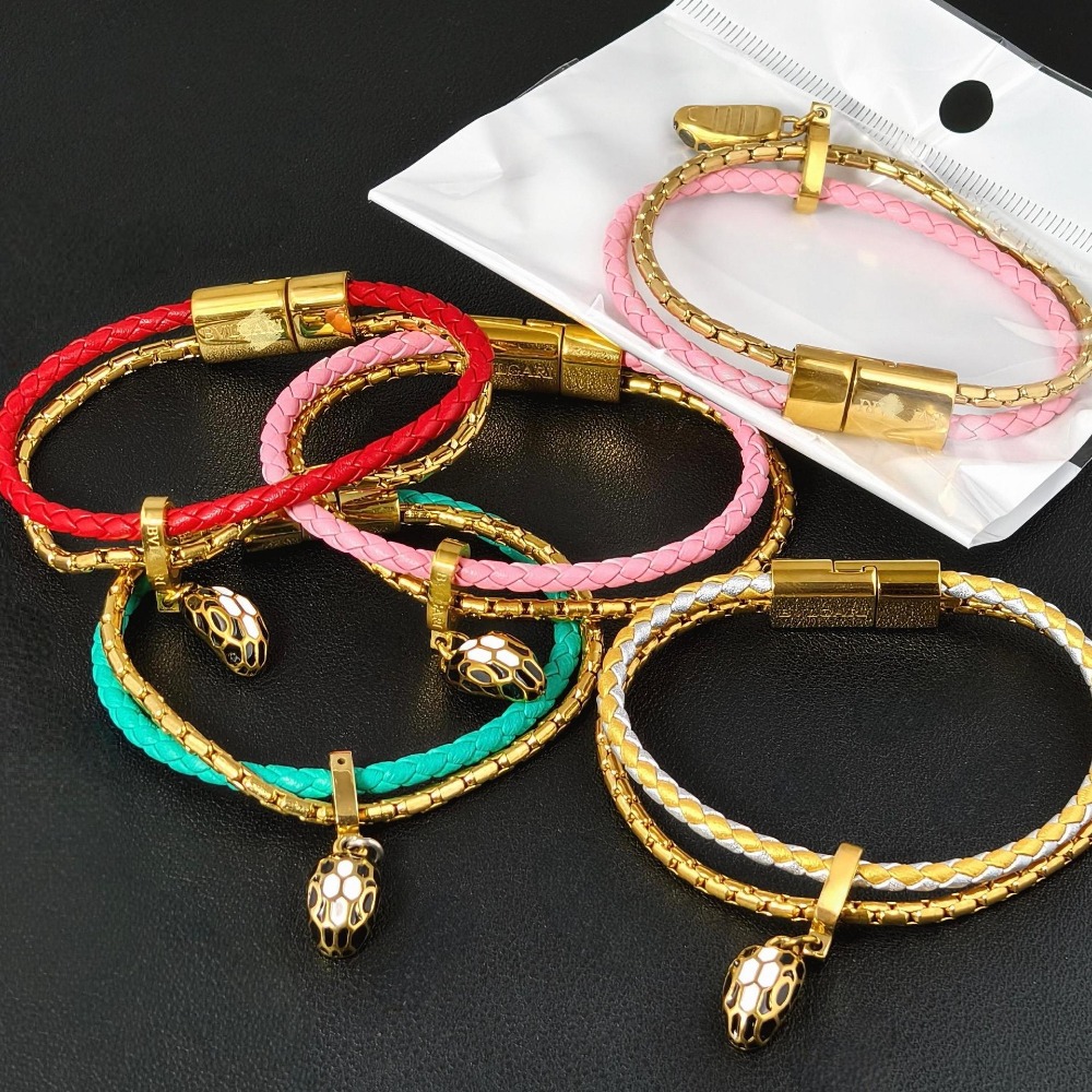 2025 New Classic Snake Head Calf Leather Braided Red Rope Double Layer Bracelet Black Agate White Enamel Snake Head Bangle Women's Luxury Jewelry Gift