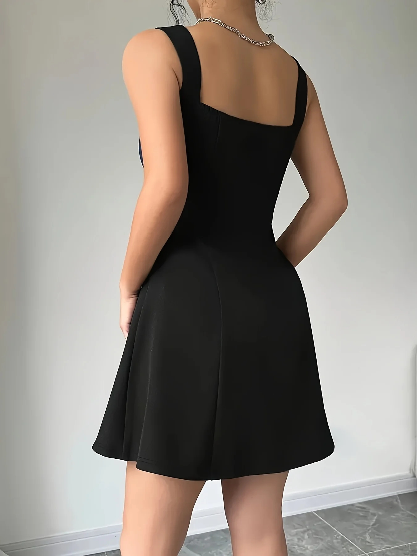Plus Size Women Elegant Sleeveless Midi Dress Solid Color 100% Polyester Suspender Dress Slim Fit and Flare Evening Gown 250520