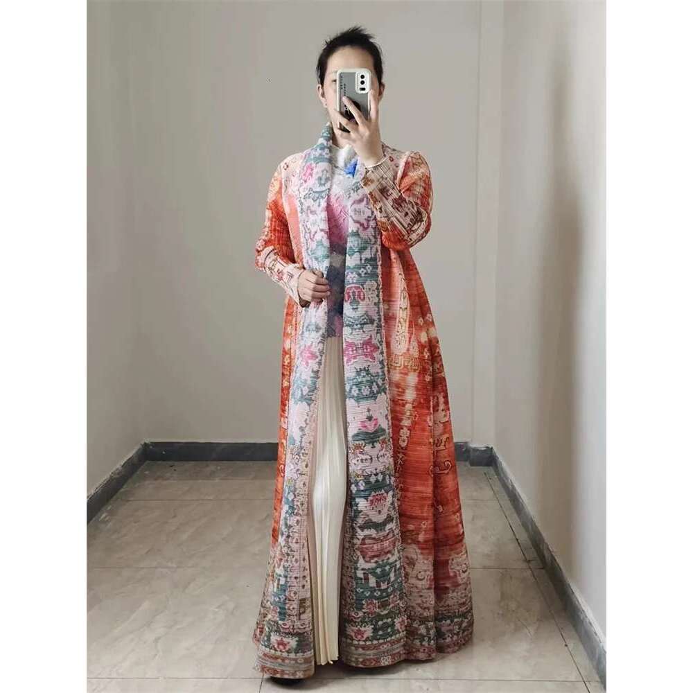 Miyake Printed Pleated Cardigan For Women Long Sleeves Loose Big Size Female Vintage High End Windbreaker 2024 Autumn New Robe