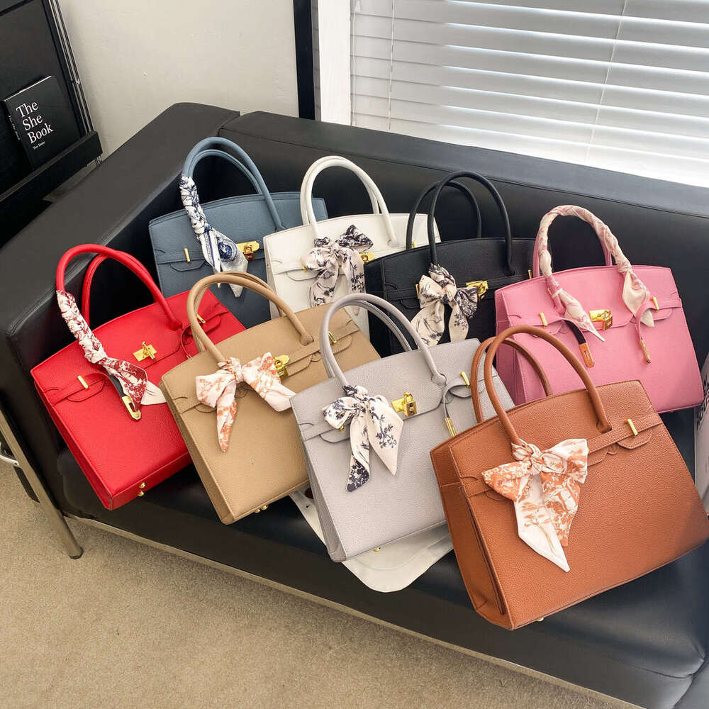 Single Shoulder bag Handbag Bags Designer Handbags Sale Fashionable Elegant Small Square Bag With Niche Design For Girls tote bag